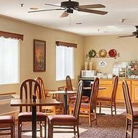 Capri Inn & Suites - Beatrice Restaurant bilde