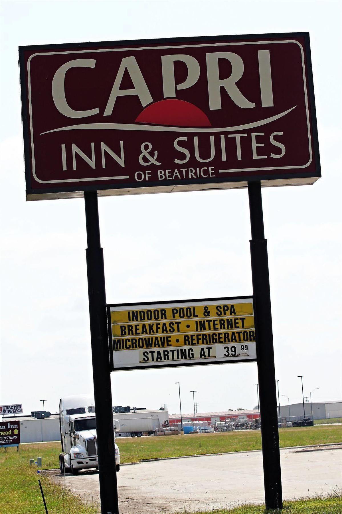 Capri Inn & Suites - Beatrice Eksteriør bilde